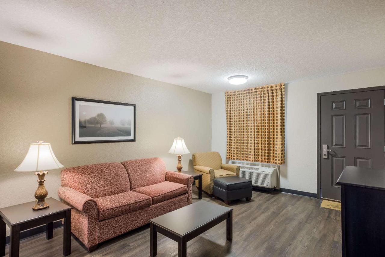 Econo Lodge 维代利亚 外观 照片